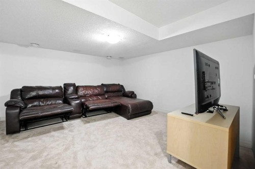 57 Evansglen Mews Nw, Calgary, AB - Indoor