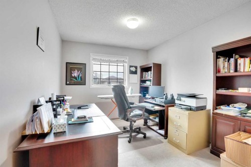 60 Douglas Woods Terrace Se, Calgary, AB - Indoor Photo Showing Office