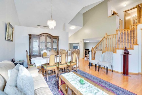 60 Douglas Woods Terrace Se, Calgary, AB - Indoor