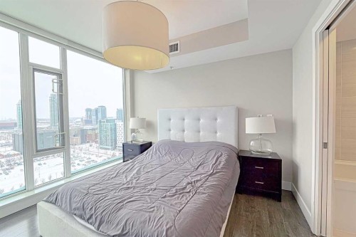 1903-519 Riverfront Avenue Se, Calgary, AB - Indoor Photo Showing Bedroom