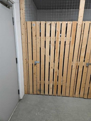 1903-519 Riverfront Avenue Se, Calgary, AB - Indoor Photo Showing Other Room