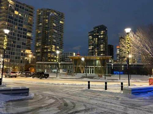 1903-519 Riverfront Avenue Se, Calgary, AB - Outdoor