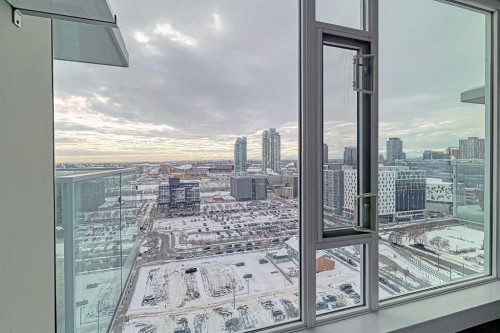 1903-519 Riverfront Avenue Se, Calgary, AB - Indoor Photo Showing Other Room