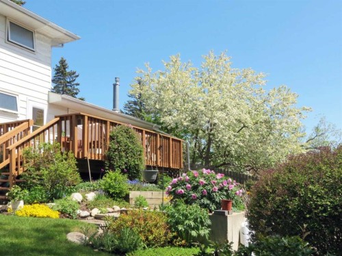 104 Dalgleish Bay Nw, Calgary, AB - Outdoor