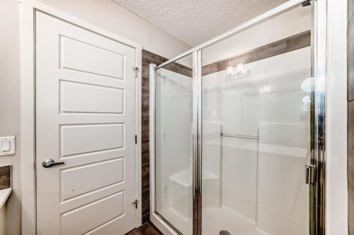 409 Nolanlake Villas Nw, Calgary, AB - Indoor Photo Showing Bathroom