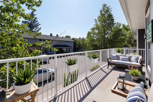 378 Regal Park Ne, Calgary, AB - Outdoor With Exterior