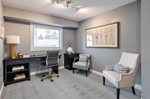 378 Regal Park Ne, Calgary, AB - Indoor Photo Showing Office