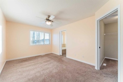 224 Highland Circle, Strathmore, AB - Indoor Photo Showing Other Room