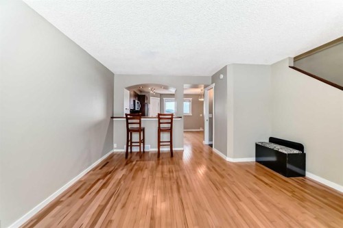 28-800 Bowcroft Place, Cochrane, AB - Indoor Photo Showing Other Room