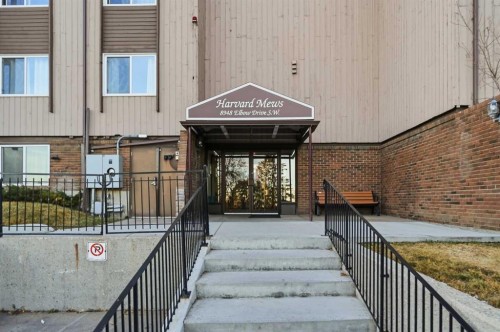 492-8948 Elbow Drive Sw, Calgary, AB - Outdoor
