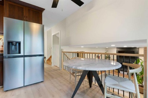 9308 26 Street Sw, Calgary, AB - Indoor