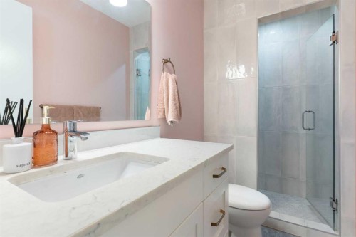 9308 26 Street Sw, Calgary, AB - Indoor Photo Showing Bathroom