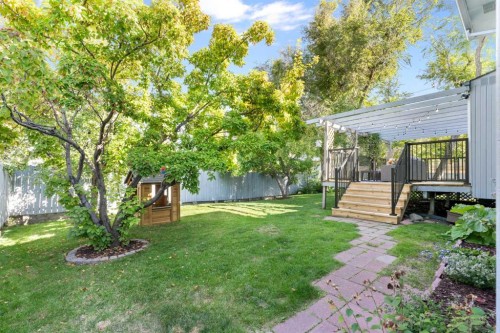 9308 26 Street Sw, Calgary, AB - Outdoor