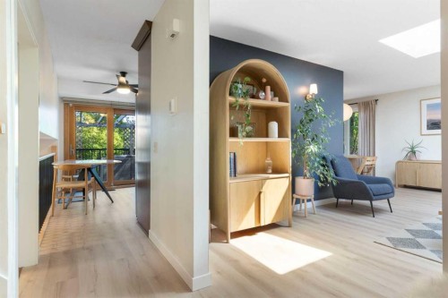 9308 26 Street Sw, Calgary, AB - Indoor