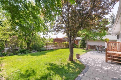 1571 Windsor Street Nw, Calgary, AB - Outdoor