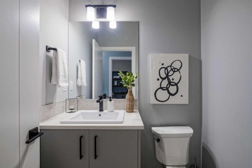 957 West Lakeview Drive, Chestermere, AB - Indoor Photo Showing Bathroom