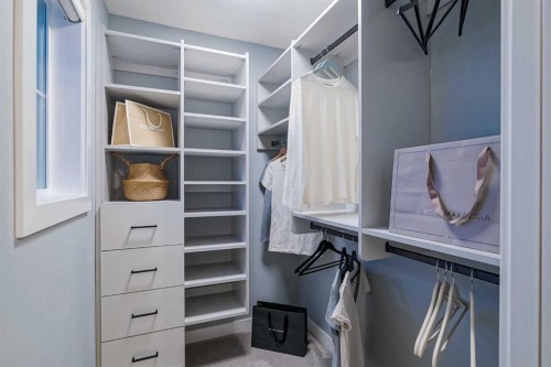 957 West Lakeview Drive, Chestermere, AB - Indoor