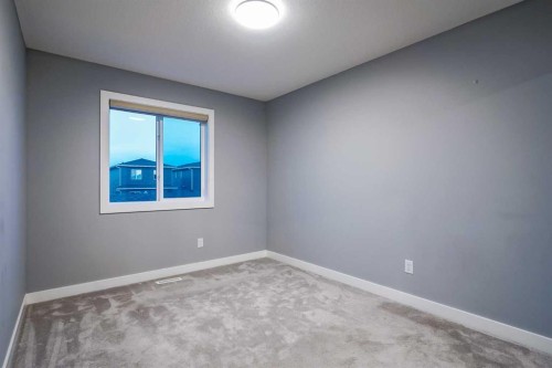 957 West Lakeview Drive, Chestermere, AB - Indoor Photo Showing Other Room