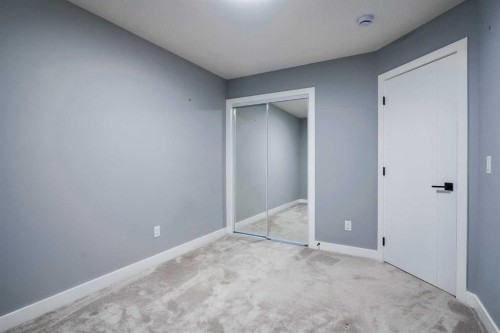 957 West Lakeview Drive, Chestermere, AB - Indoor Photo Showing Other Room