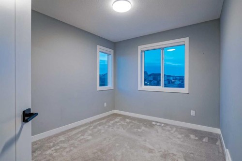 957 West Lakeview Drive, Chestermere, AB - Indoor Photo Showing Other Room