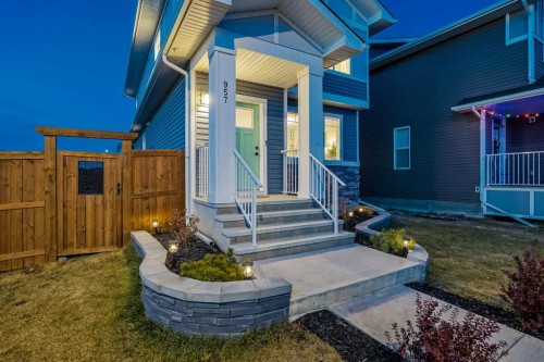 957 West Lakeview Drive, Chestermere, AB - Outdoor
