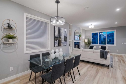 957 West Lakeview Drive, Chestermere, AB - Indoor Photo Showing Dining Room