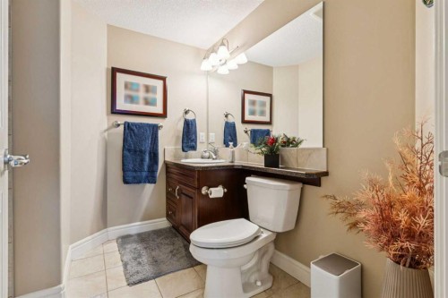 2308-2330 Fish Creek Boulevard Sw, Calgary, AB - Indoor Photo Showing Bathroom