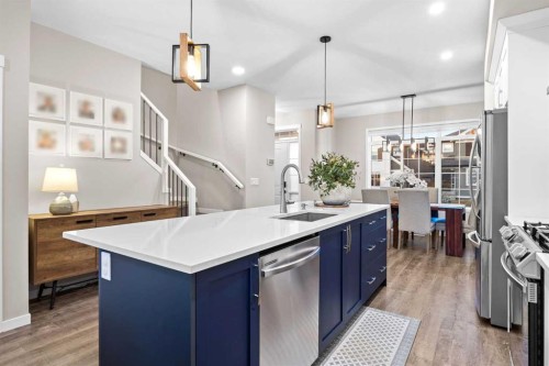 80 Wolf Gate, Okotoks, AB 