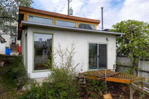 2006 30 Avenue Sw, Calgary, AB - Outdoor