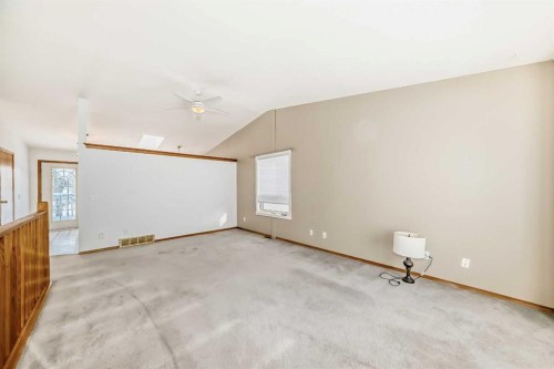189 Balsam Crescent, Olds, AB - Indoor Photo Showing Other Room