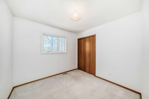 189 Balsam Crescent, Olds, AB - Indoor Photo Showing Other Room