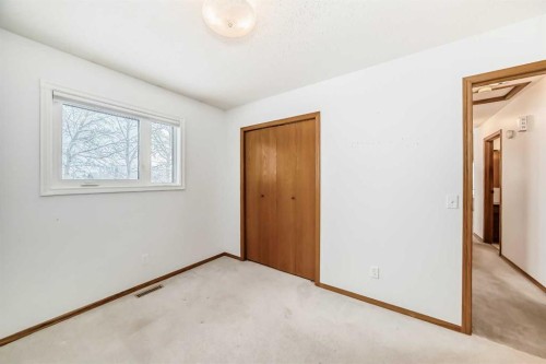 189 Balsam Crescent, Olds, AB - Indoor Photo Showing Other Room