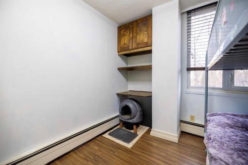 208-4944 Dalton Drive Nw, Calgary, AB - Indoor