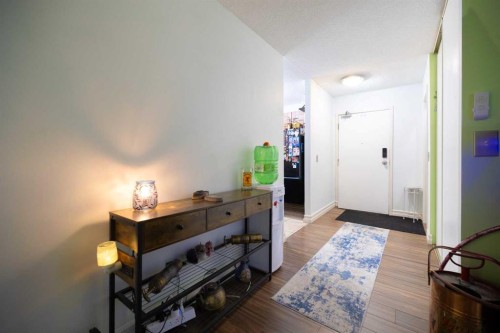 208-4944 Dalton Drive Nw, Calgary, AB - Indoor