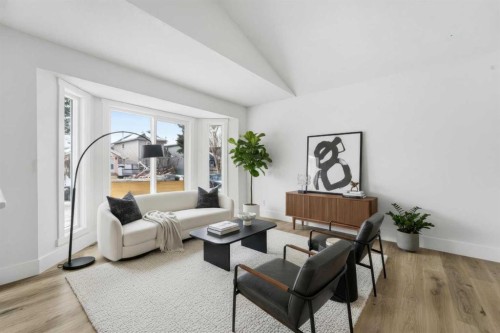 79 Martinview Crescent Ne, Calgary, AB - Indoor Photo Showing Living Room