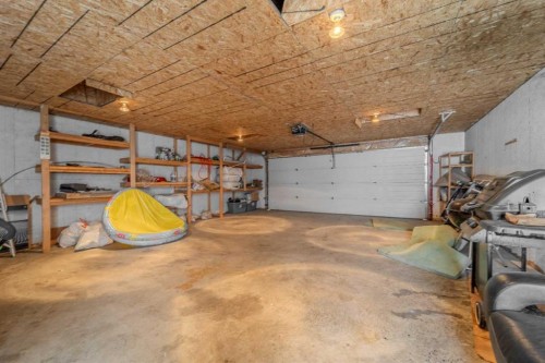 79 Martinview Crescent Ne, Calgary, AB - Indoor Photo Showing Garage