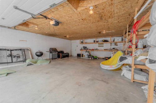 79 Martinview Crescent Ne, Calgary, AB - Indoor Photo Showing Garage