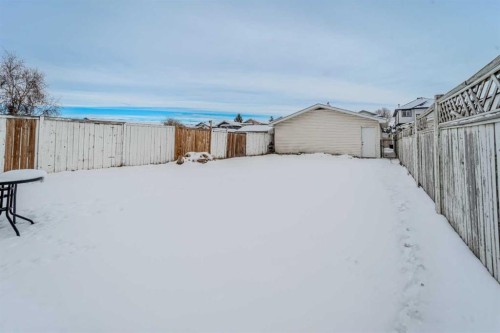 79 Martinview Crescent Ne, Calgary, AB - Outdoor