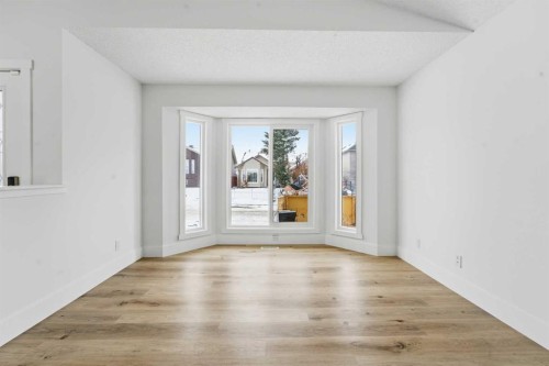 79 Martinview Crescent Ne, Calgary, AB - Indoor Photo Showing Other Room