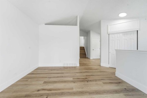 79 Martinview Crescent Ne, Calgary, AB - Indoor Photo Showing Other Room