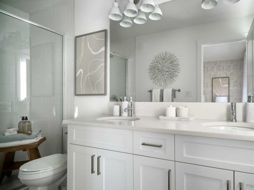 15353 1 Street Nw, Calgary, AB - Indoor Photo Showing Bathroom