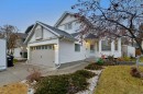 28 Hawktree Circle Nw, Calgary, AB  - Outdoor With Facade 