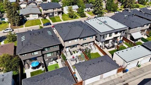 2432 32 Street Sw, Calgary, AB - Outdoor With View