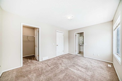 84 Inverness Square Se, Calgary, AB - Indoor Photo Showing Other Room
