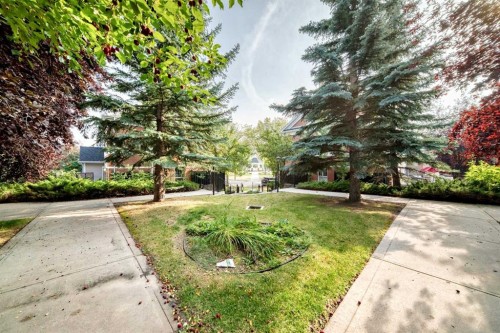 84 Inverness Square Se, Calgary, AB - Outdoor