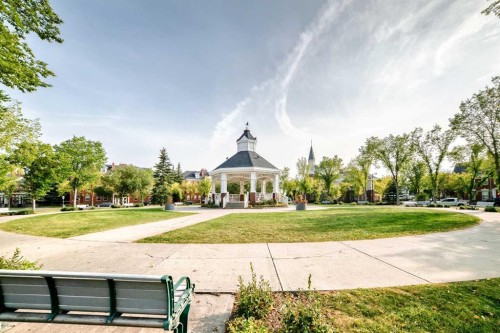 84 Inverness Square Se, Calgary, AB - Outdoor