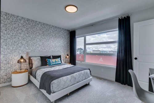 23 Belmont Place Sw, Calgary, AB - Indoor Photo Showing Bedroom