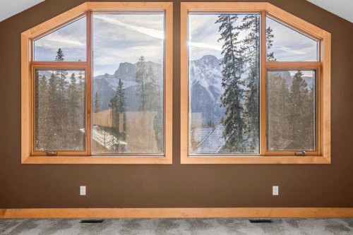 4-124 Silvertip Ridge, Canmore, AB - Indoor Photo Showing Other Room