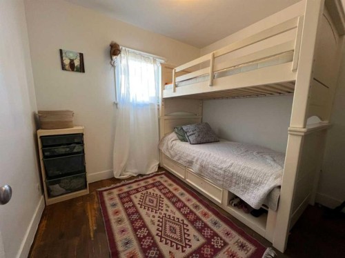 2912 21 Avenue Sw, Calgary, AB - Indoor