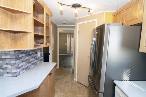 10 Westmount Drive, Cayley, AB - Indoor